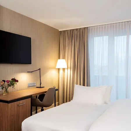 Hotel Nh 4*