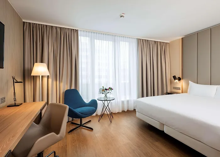 Ξενοδοχείο Nh 4*