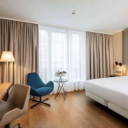Hotel Nh Hanower